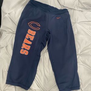 Chicago bears Nike therma fit cropped pants